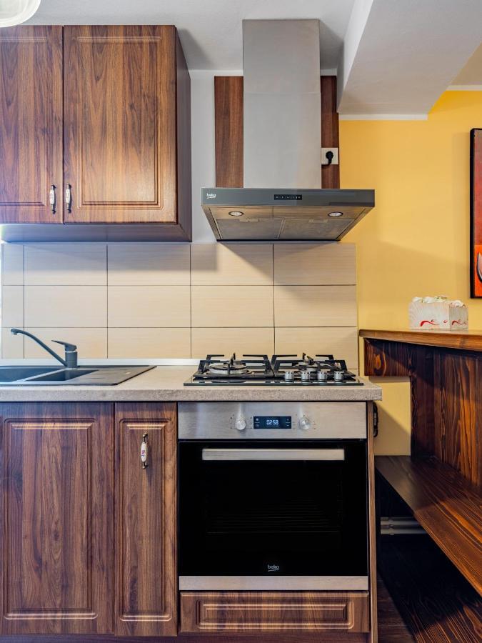Casa Saraste Hotel Rîşnov Eksteriør billede